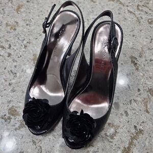 AK Anne Klein Black Slingback Heels Peep Toe‎ Floral Platform Pumps Size 5.5
